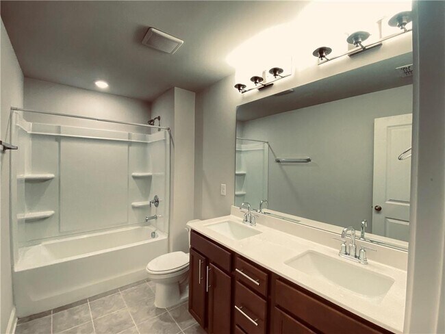 Building Photo - 3290 Summerpoint Crossing