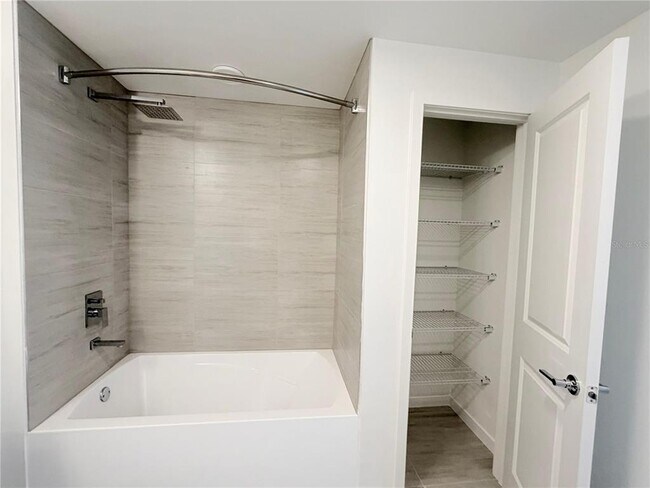 Building Photo - 5587 Millennia Park Dr