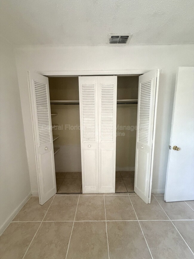 Building Photo - 7010 Ironwood Dr