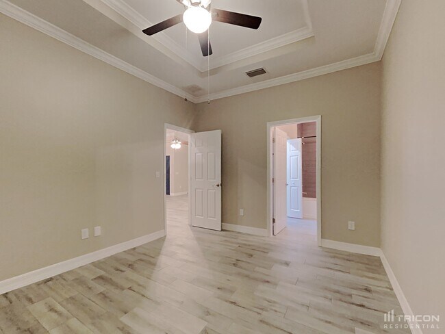 Building Photo - 175 Eppinger Dr