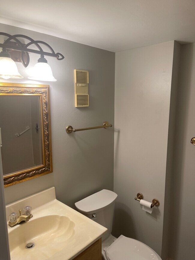 Building Photo - 235 6th St NW