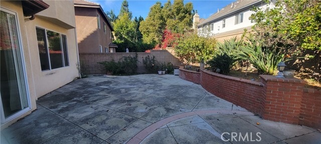 Building Photo - 11 Iron Springs