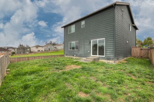 Building Photo - 1927 200 St E