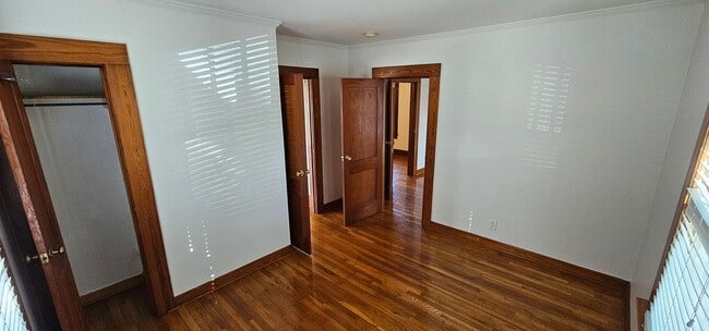 Building Photo - Lovely in Milner