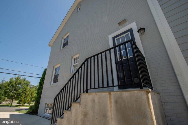 Building Photo - 5128 28th St N