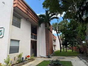 Building Photo - Spacious 2BR/2BA Condo near Universities, ...