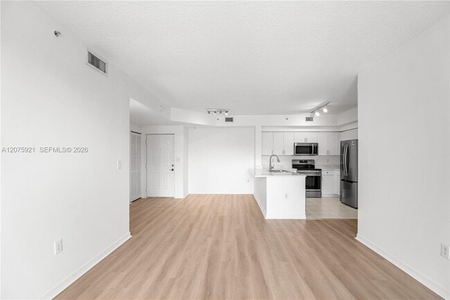 Building Photo - 6851 SW 44th St