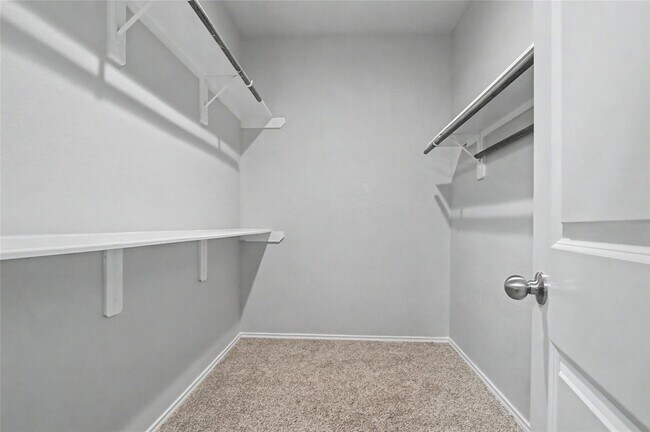 Building Photo - 20926 Corisande St