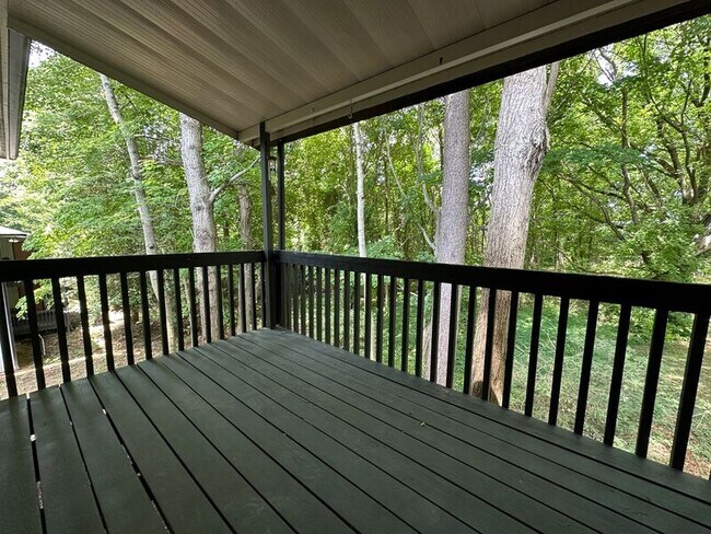 Building Photo - 112 Glenn Bridge Road