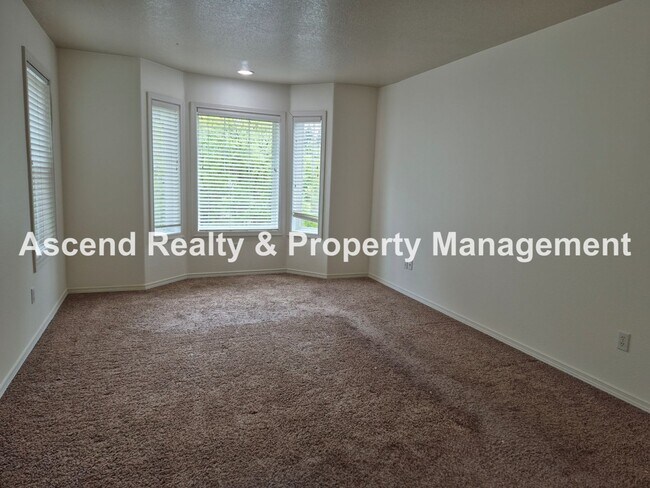 Building Photo - Available Now Stunning 2 Level Traditional...
