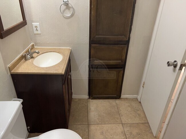 Building Photo - 2106 N W S Young Dr