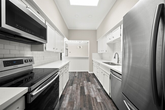 Building Photo - 4109 Meyerwood Dr