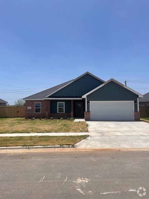Building Photo - 6950 Phoenix Dr