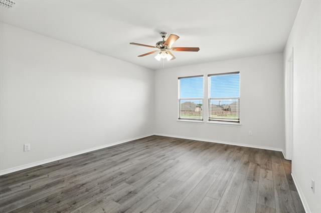 Building Photo - 507 Goldenrod Ln