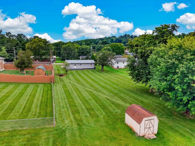 Building Photo - 2839 Black Oak Rd