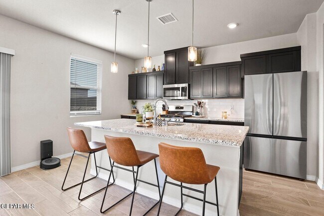 Building Photo - 1624 Brevoort St