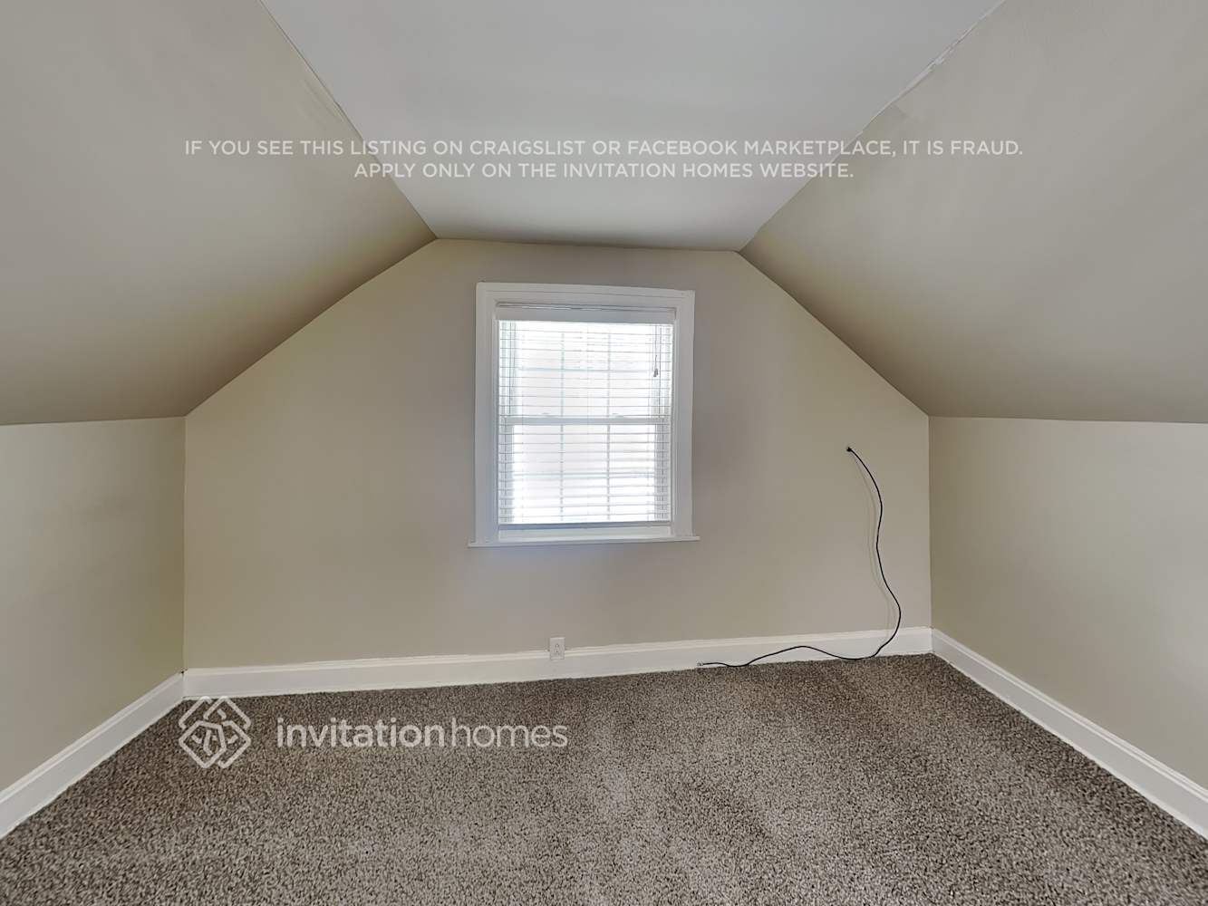 Building Photo - 5049 N Newcastle Ave