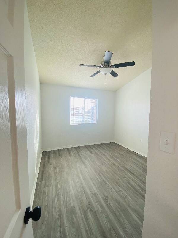 Building Photo - 11055 Breeze Ct