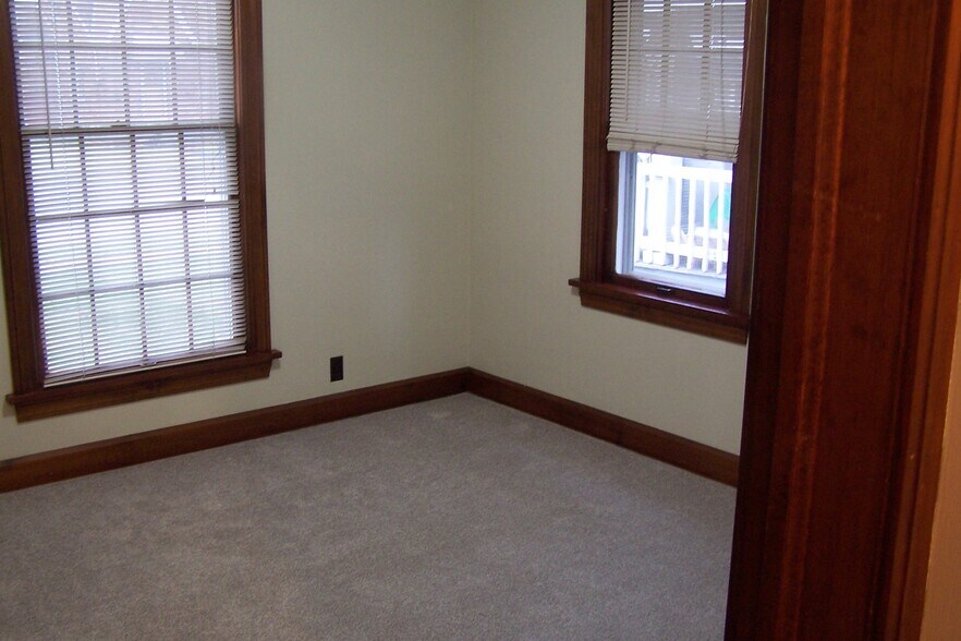 Bedroom #1 - 440 Glessner Ave