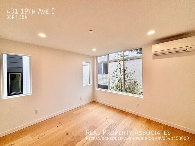 Building Photo - 431 19th Ave E