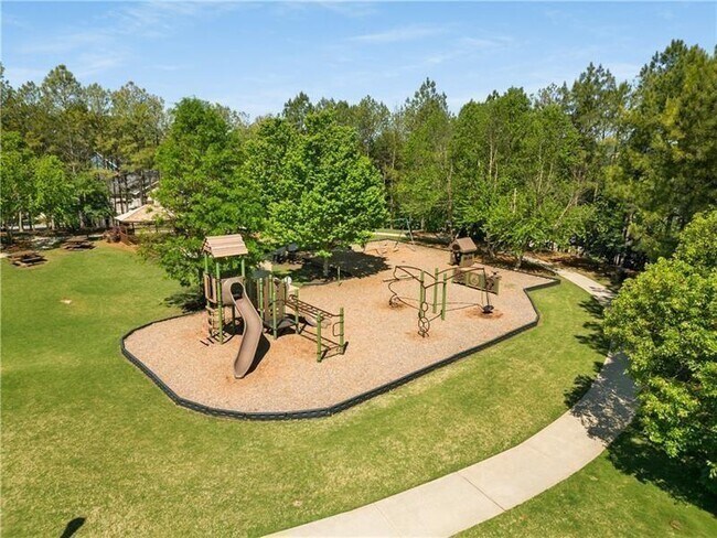 Building Photo - 1541 Gilstrap Ln NW