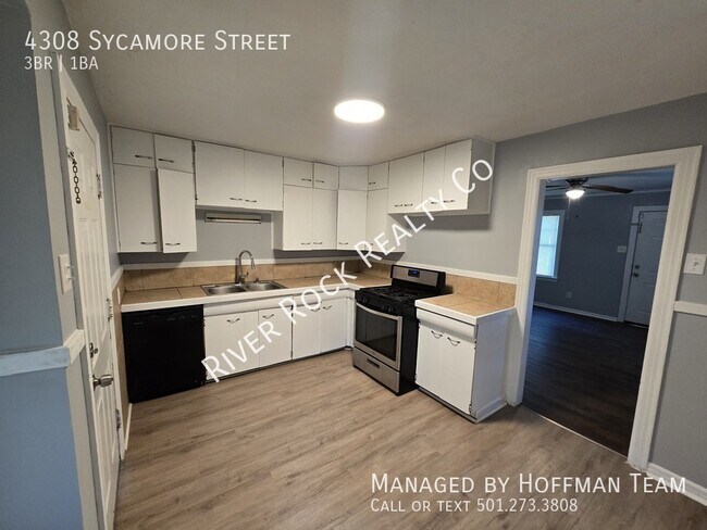 Building Photo - 4308 Sycamore St