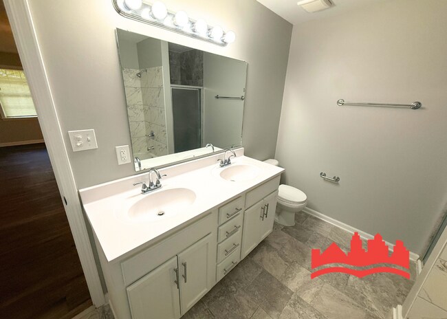 Building Photo - 4960 Sherry Dr
