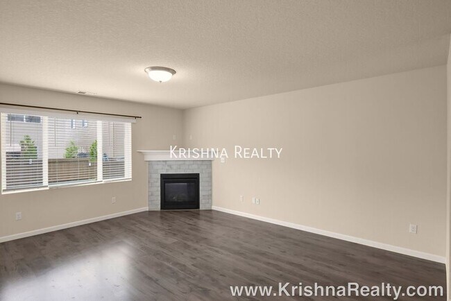 Building Photo - 7443 NW 164th Ave