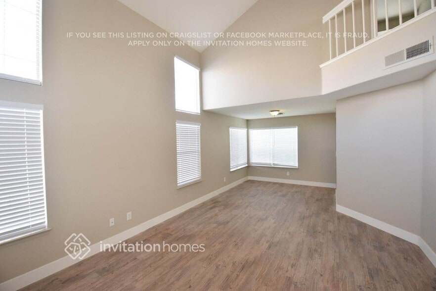 Building Photo - 72 Sea Holly Way