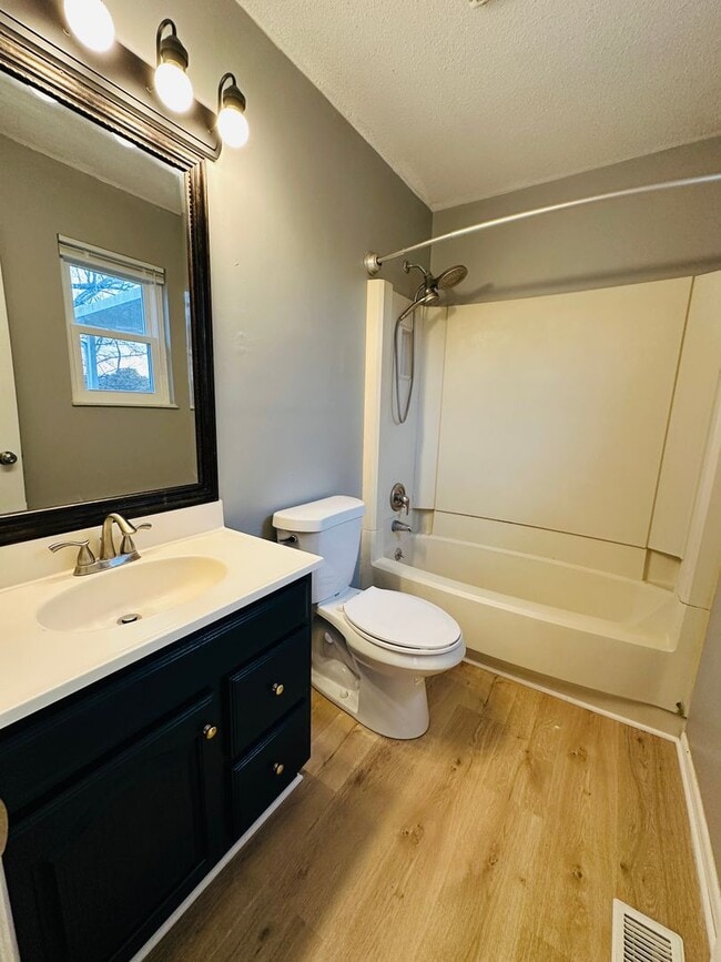 Building Photo - Stunning West Knoxville Transformation | Designer Kitchen & Smart Home Features