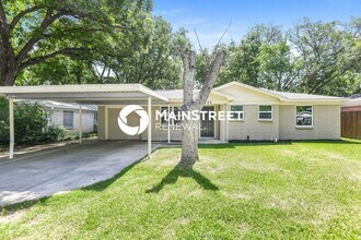 Building Photo - 3 Bedroom Pet-Friendly Home in White Settl...