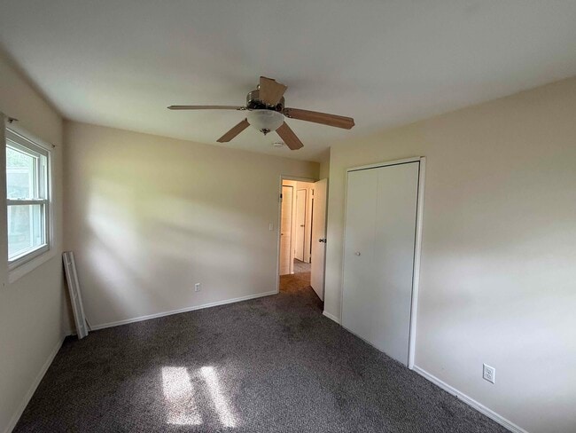 Building Photo - 3105 Blair Dr