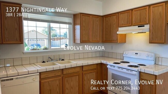 Building Photo - 1377 Nightingale Way