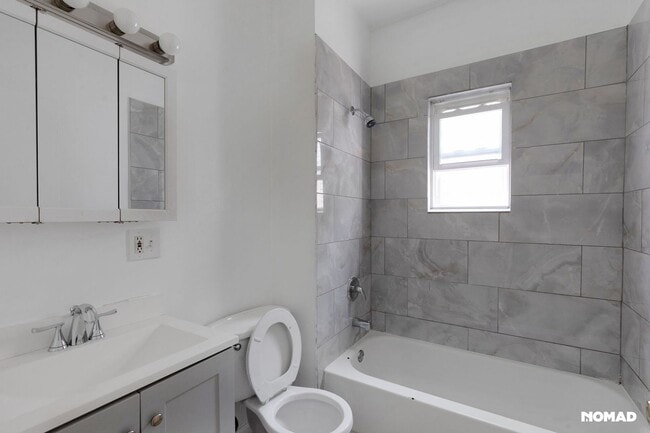 Building Photo - Spacious 4BR Apartment in Newark