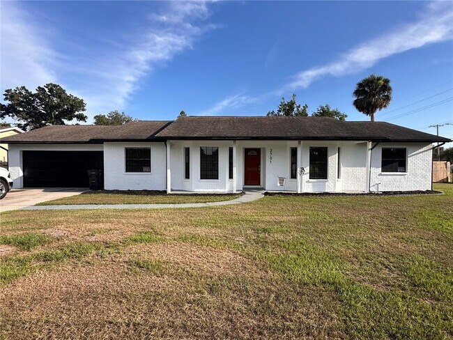 Primary Photo - 3701 Southview Dr