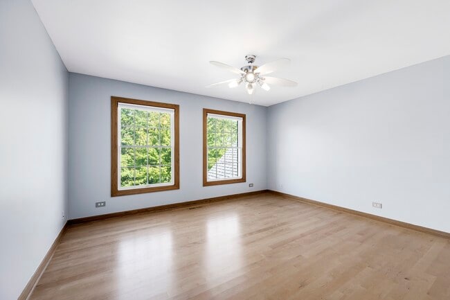 Building Photo - 721 38th St