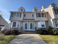 Building Photo - 267 Bridge St