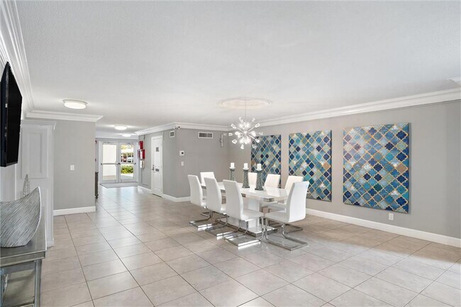 Building Photo - 1439 S Ocean Blvd