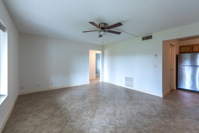 Building Photo - 4773 Sable Pine Cir