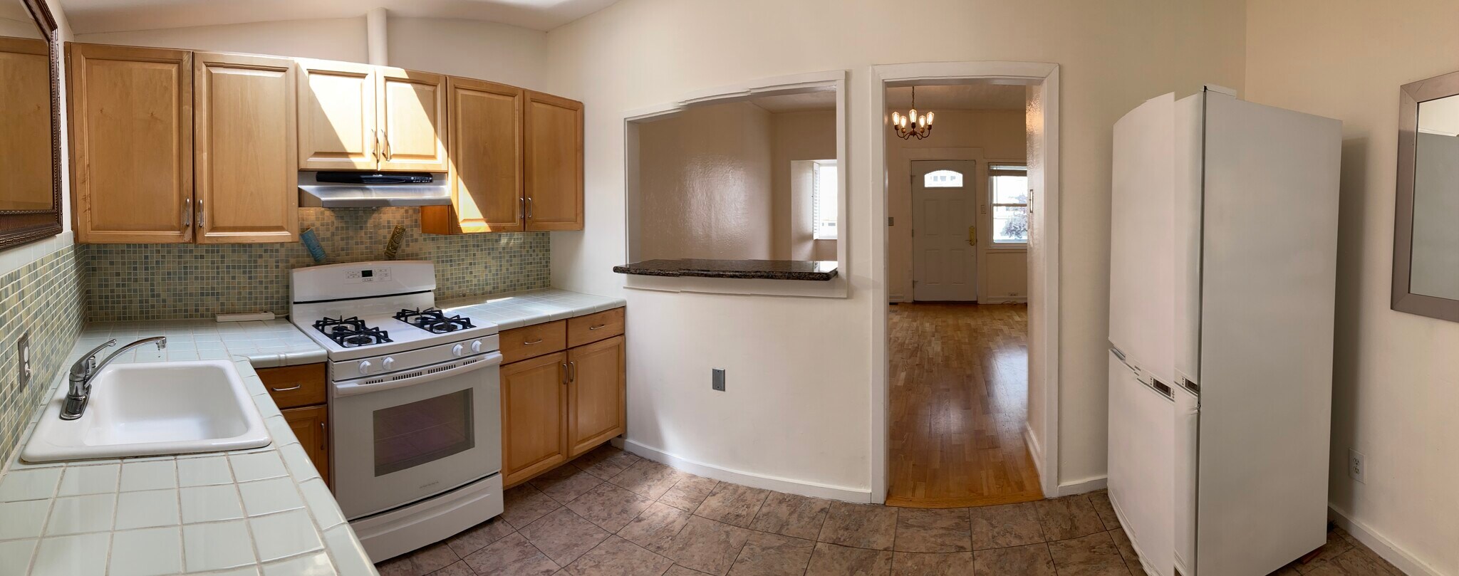 kitchen panoramic - 436 Anderson St