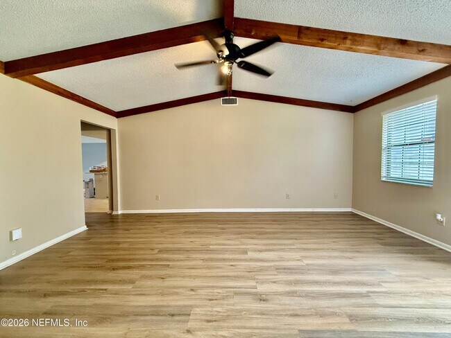 Building Photo - 4949 Azure St