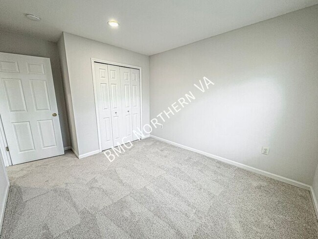 Building Photo - 4647 Flatlick Branch Dr