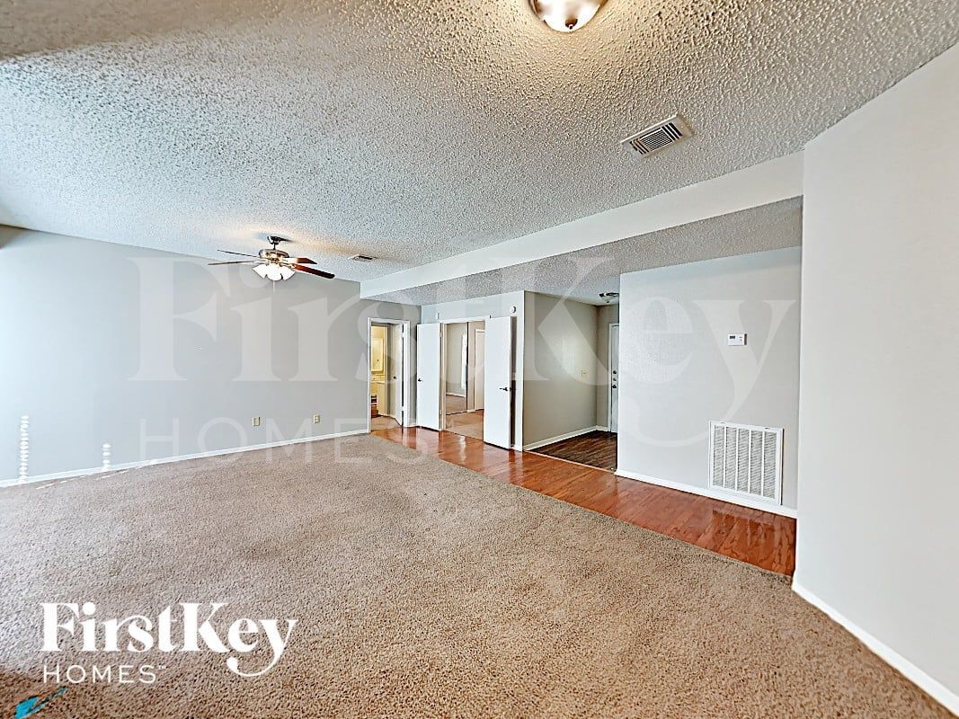 Building Photo - 9311 Wallingham Dr