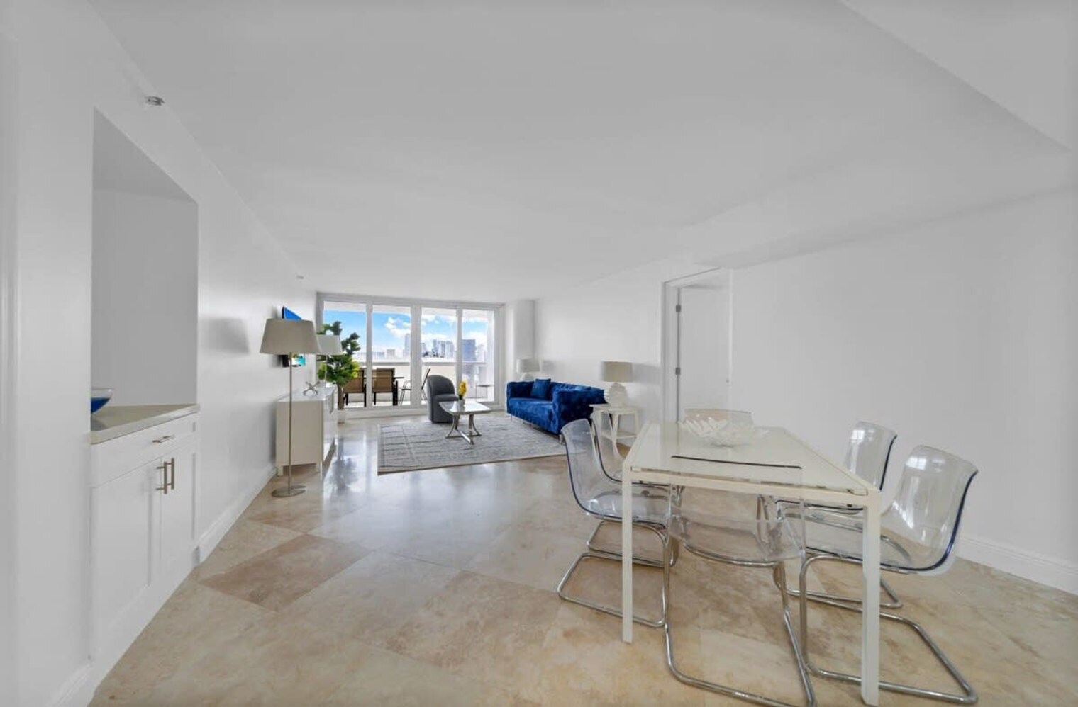 Building Photo - 1717 N Bayshore Dr