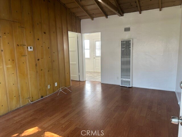 Building Photo - 601 S Chevy Chase Dr