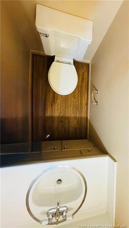 Building Photo - 6050 Camden Rd