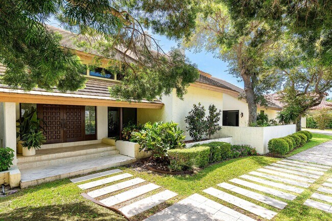 Building Photo - 4140 Sanctuary Ln