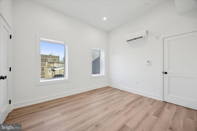 Building Photo - 808 N 3rd St