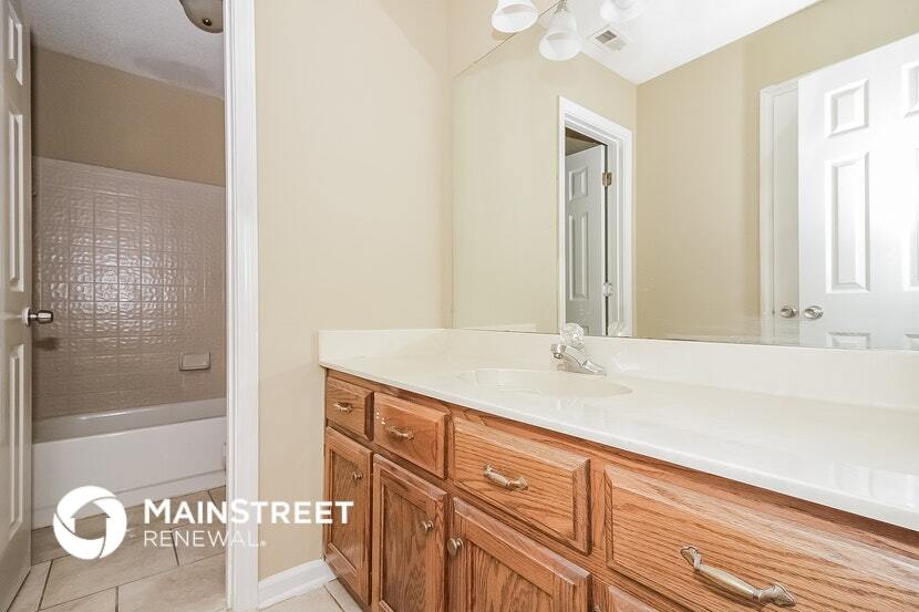 Building Photo - 8866 Forest Ridge Cove