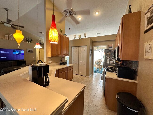 Building Photo - 1278 Guy Island Dr